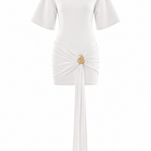 Tailliertes Kleid Mit Halben Ärmeln, Bindevolen Und Raffung In Der Taille