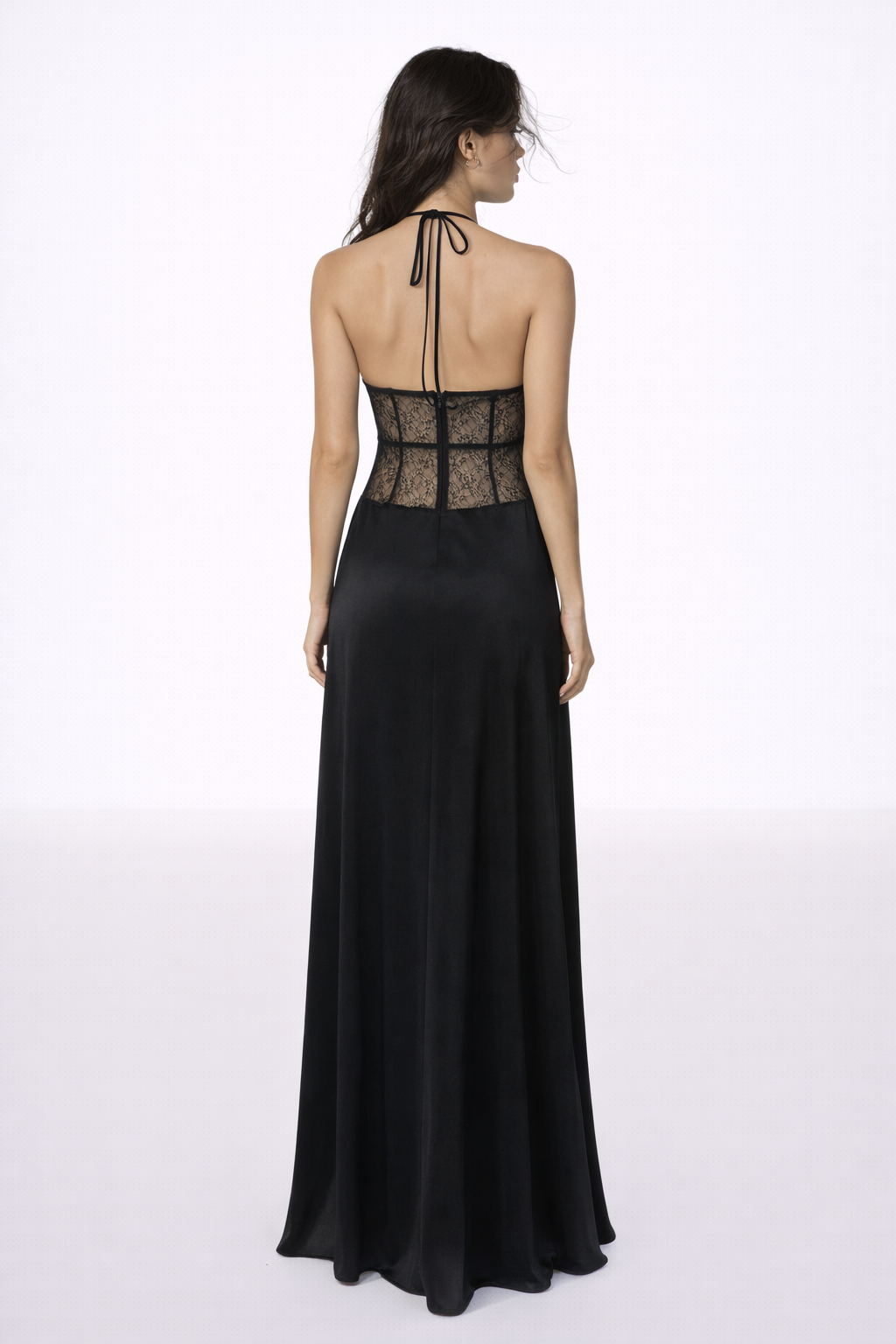 VALENCIA GOWN — Neckholder, tiefer V-Ausschnitt, Satin-Maxikleid mit Spitzentaille