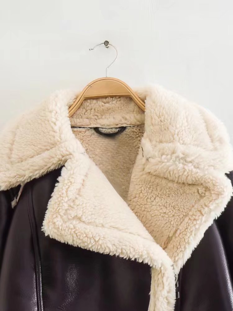 The Mara Cropped Shearling Jacket